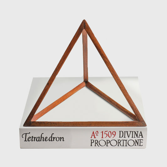 DA VINCI TETRAHEDRON